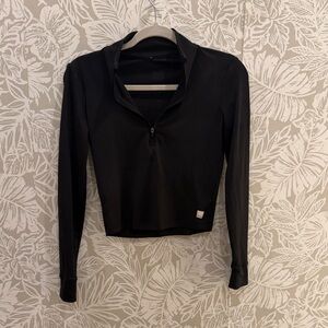 Vuori Black Long Sleeve Women's Top Small